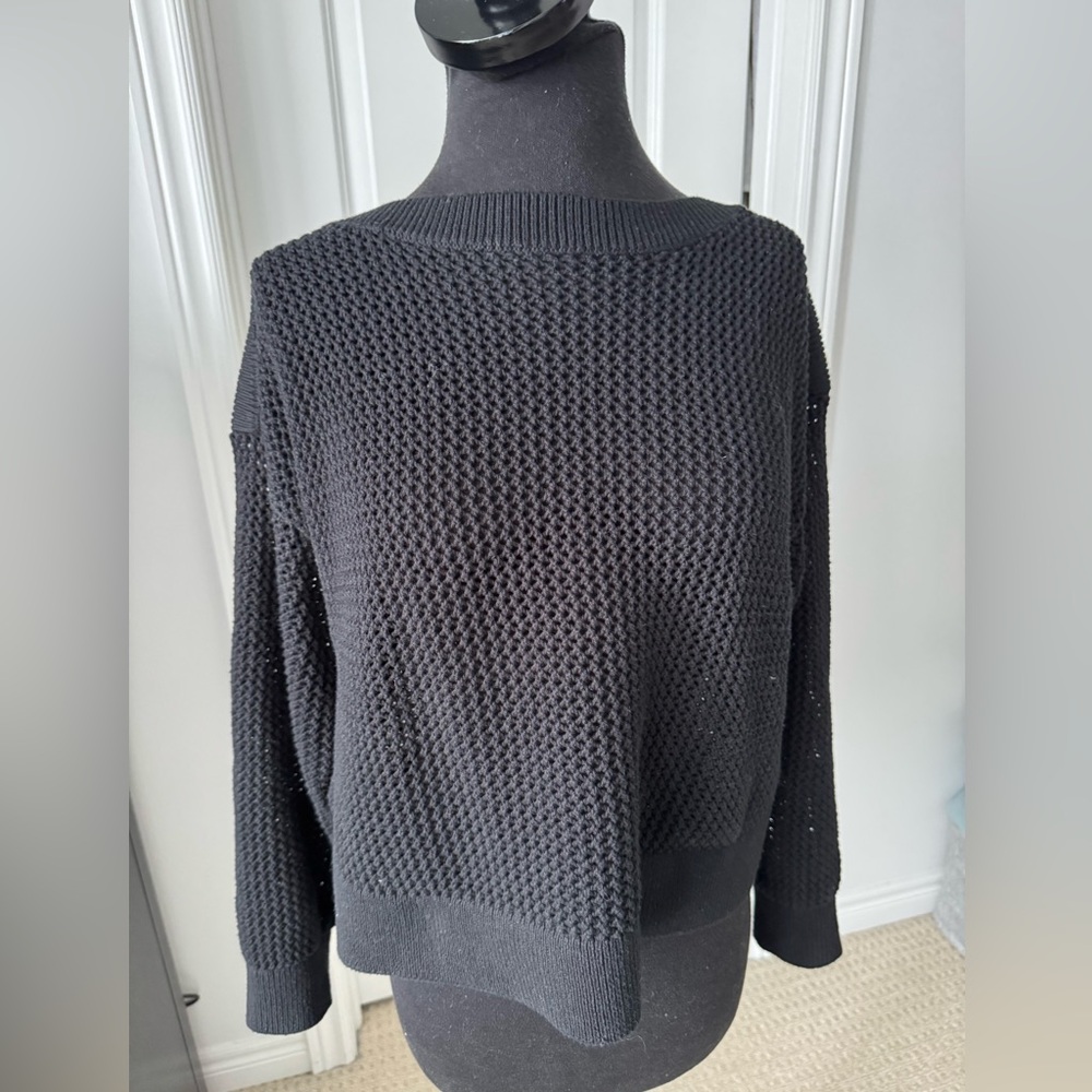 Gap Crochet Knit  Sweater euc size small